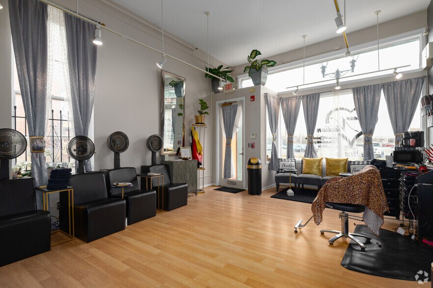 More Photos Of 439-451 S Broad St, Trenton Office For Lease