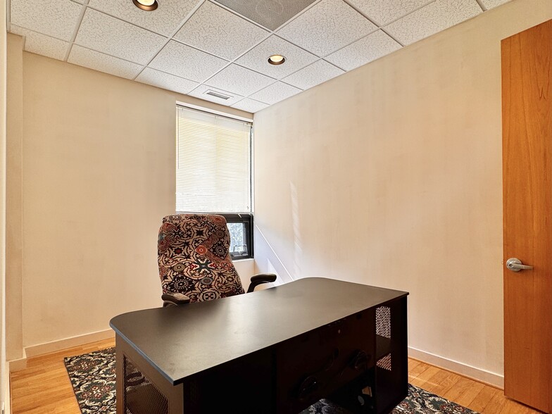 More Photos Of 684 Berkmar Cir, Charlottesville Office For Lease