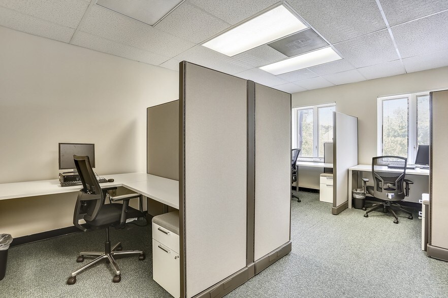 More Photos Of 7231-7243 Hanover Pky, Greenbelt Office For Lease