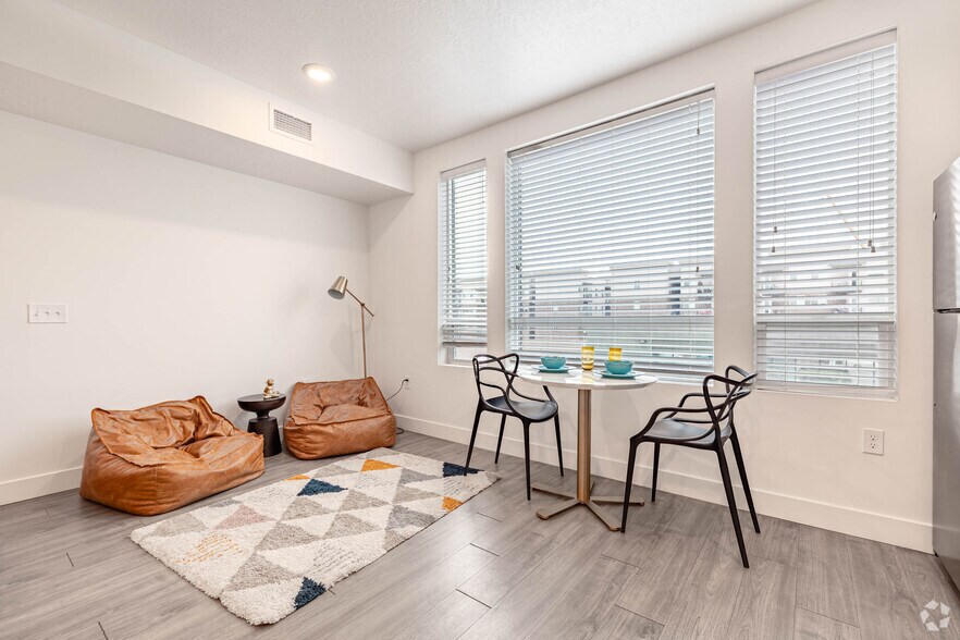 More Photos Of 1925 W North Temple, Salt Lake City Apartments For Lease