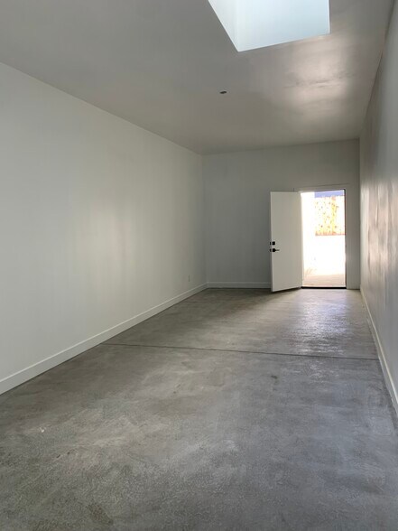More Photos Of 3117-3119 24th St, San Francisco Storefront Retail Residential For Sale