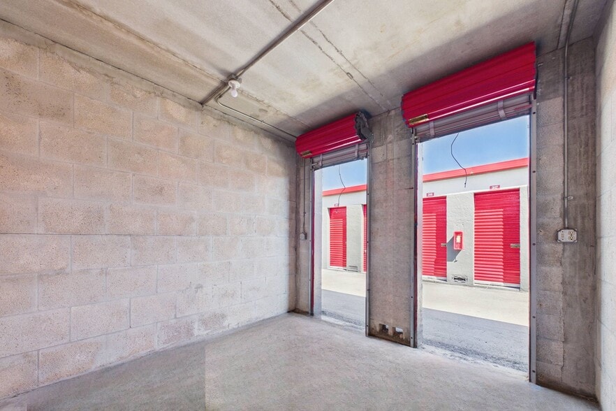 More Photos Of 450 Ansin Blvd, Hallandale Beach Self Storage For Sale