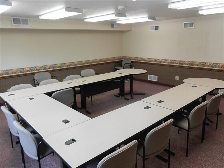 More Photos Of 5081 Old Clairton Rd, Pittsburgh Office For Lease