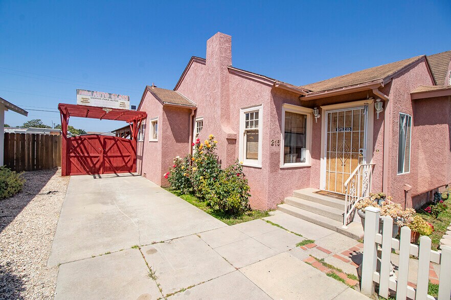 More Photos Of 215 E Fesler St, Santa Maria Storefront For Sale