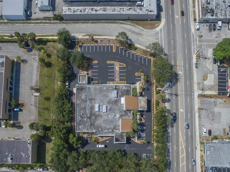 More Photos Of 4650 N Dixie Hwy, Oakland Park Medical For Lease