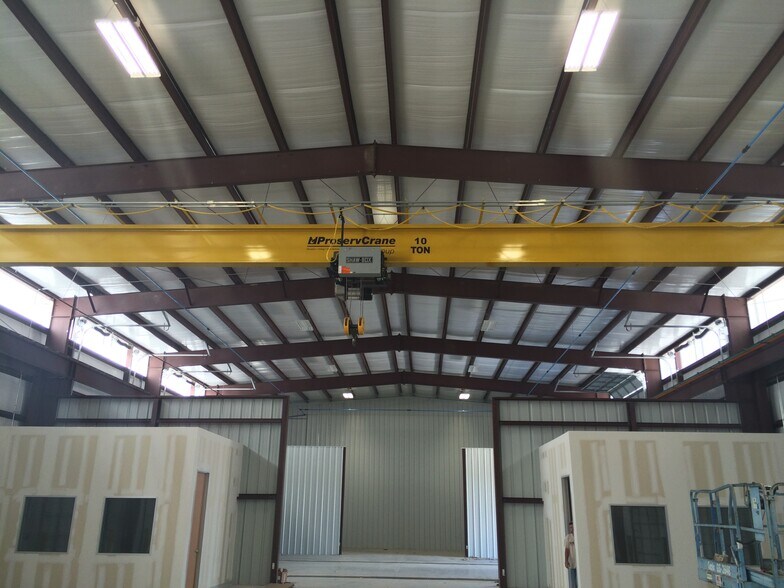 More Photos Of 3706 Endeavor Loop, Bryan Warehouse For Lease