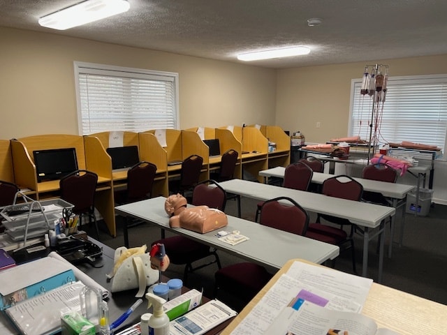 More Photos Of 4 Forest Cir, Newnan Daycare Center For Sale