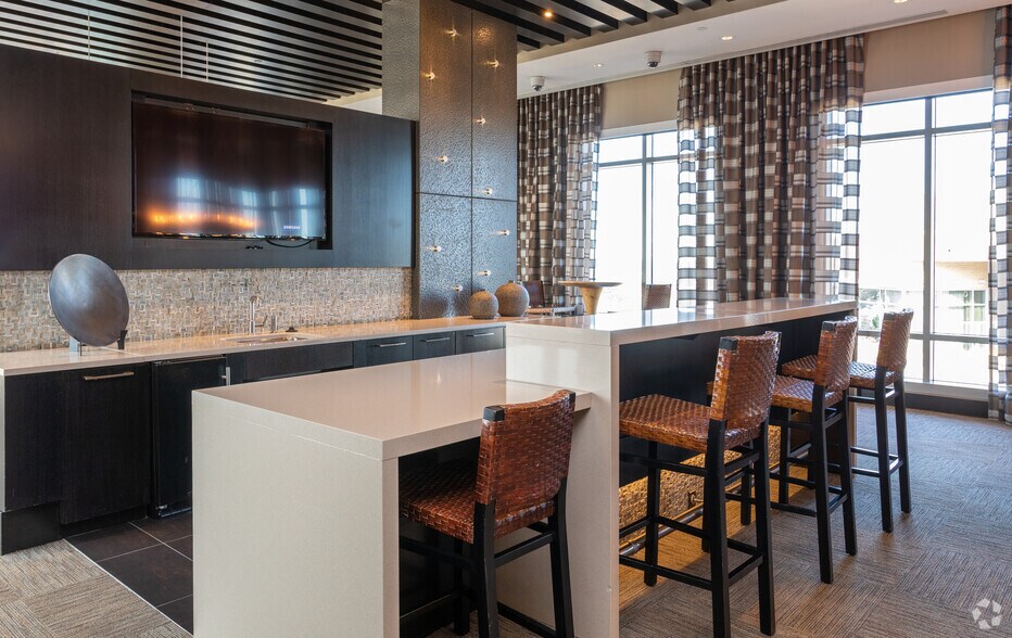 More Photos Of 4800 Auburn Ave, Bethesda Apartments For Lease