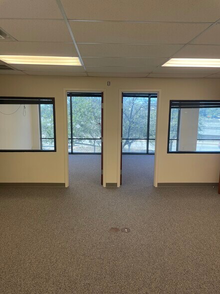 More Photos Of 11855 Research Blvd, Austin General Retail For Sale