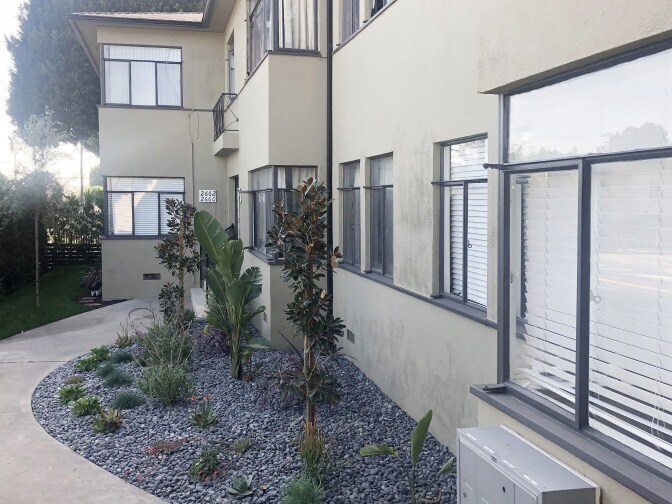 More Photos Of 2648 23rd St, Santa Monica Apartments For Sale