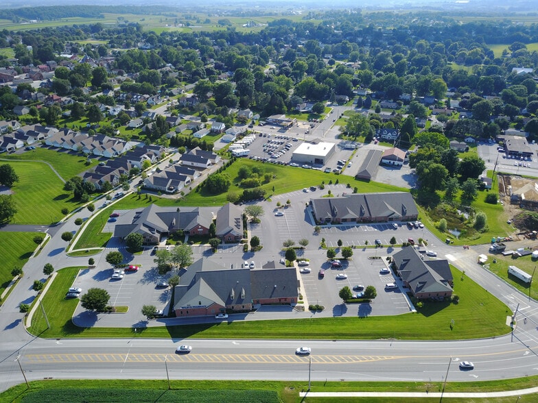 Primary Photo Of 400 Historic Dr, Strasburg Medical For Lease