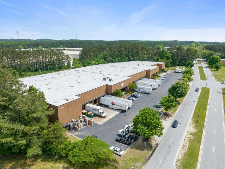 Primary Photo Of 6150 Lagrange Blvd SW, Atlanta Warehouse For Lease