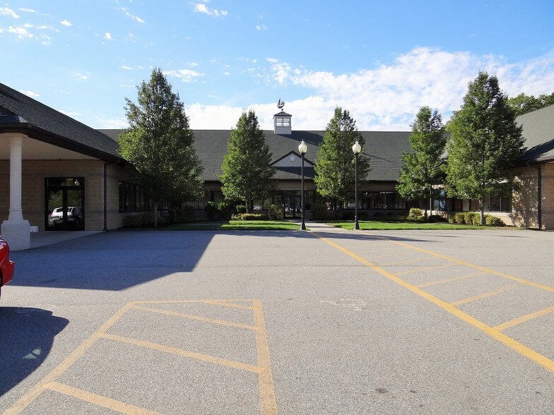 More Photos Of 41 Sanderson Rd, Smithfield Medical For Sale