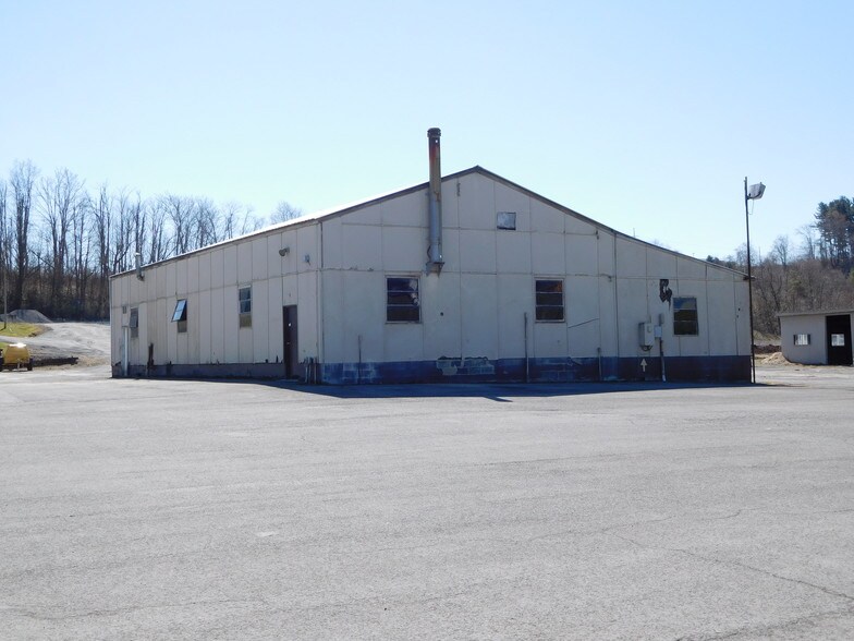 69 Middletown Rd, Fairmont, WV 26554 Service For Sale