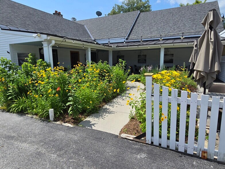 More Photos Of 4570 Main St, Manchester Center General Retail For Sale