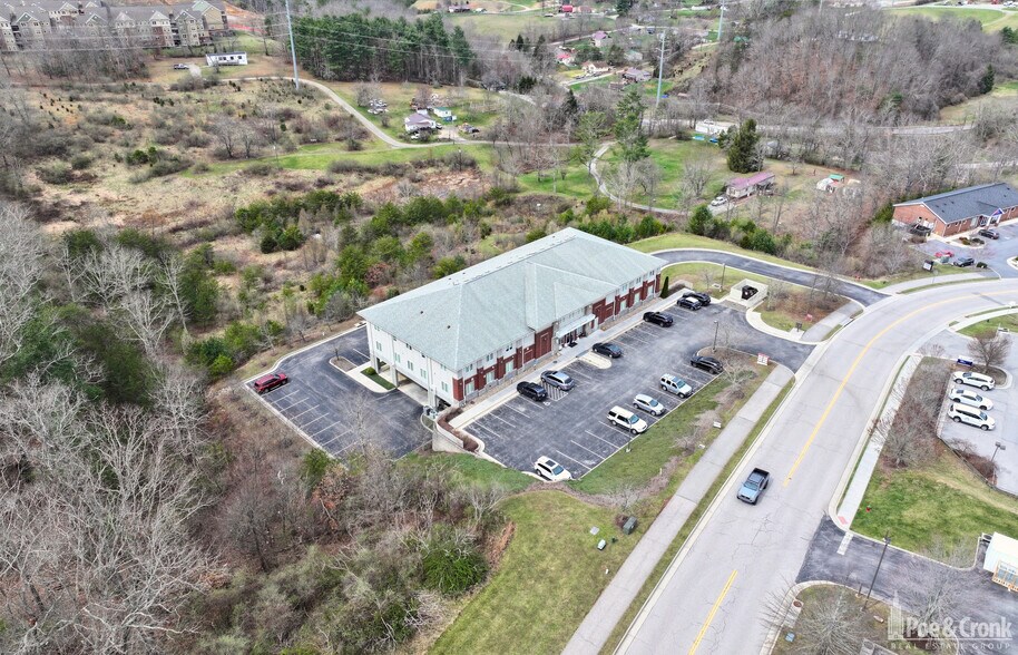 More Photos Of 825 Davis St, Blacksburg Medical For Lease