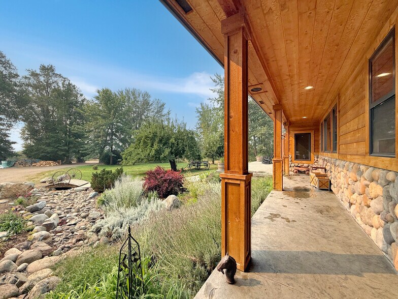 More Photos Of 37495 Boulder Flat Ln, Halfway Land For Sale