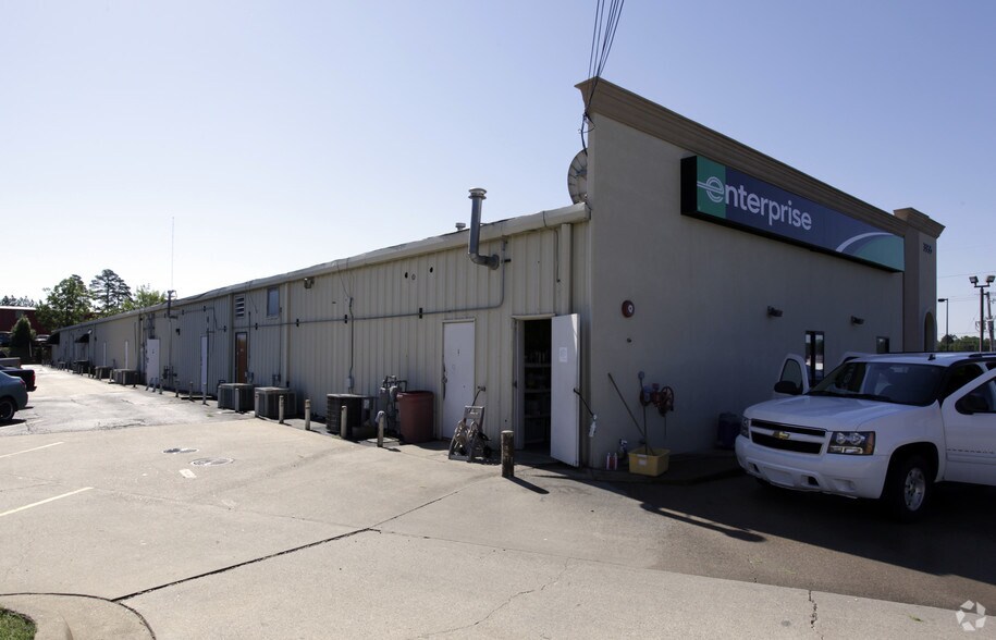 More Photos Of 3955 Central Ave, Hot Springs Freestanding For Lease