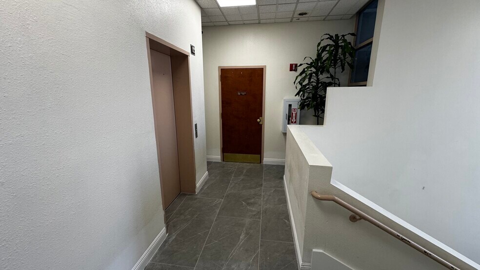 More Photos Of 3025 W Sahara Ave, Las Vegas Medical For Sale