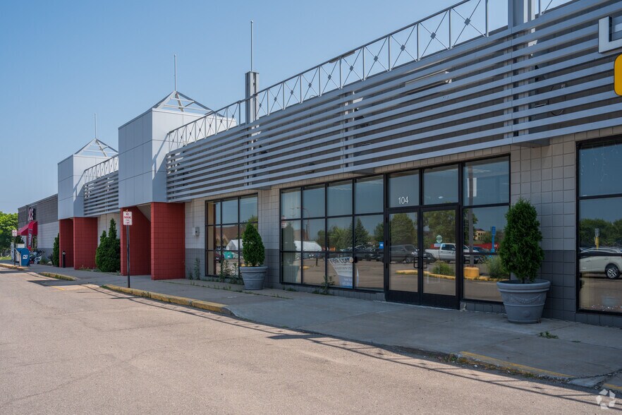 More Photos Of 1355-1399 S Frontage Rd, Hastings Unknown For Lease