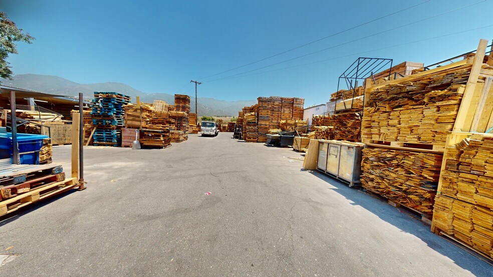 More Photos Of 18900 Cajon Blvd, San Bernardino Warehouse For Sale