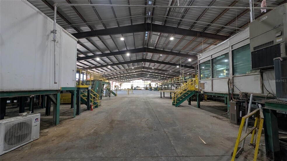 More Photos Of 1509 S Byron Butler Pky, Perry Manufacturing For Lease