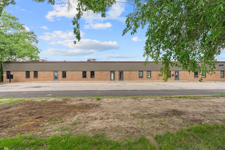 Primary Photo Of 3320 Terminal Dr, Saint Paul Distribution For Lease