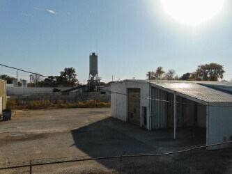 More Photos Of 1400 N Division St, Pontiac Flex For Sale