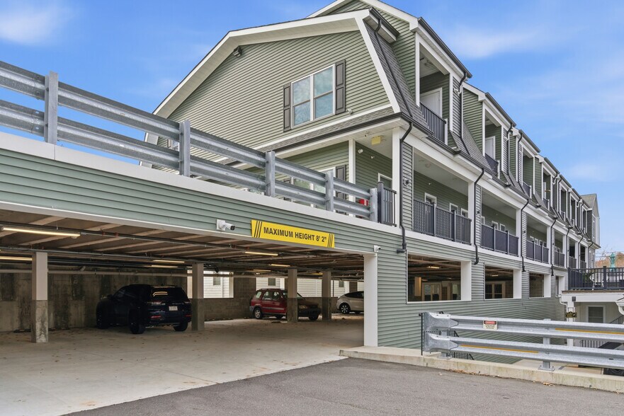 More Photos Of 1080 New York Ave, Huntington Station Apartments For Sale