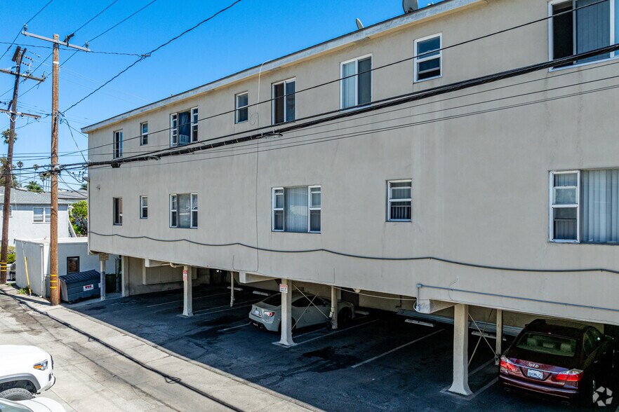 More Photos Of 125 Ximeno Ave, Long Beach Apartments For Sale
