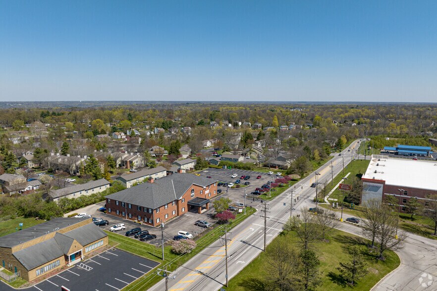 More Photos Of 796 Cincinnati Batavia Pike, Cincinnati Office For Lease