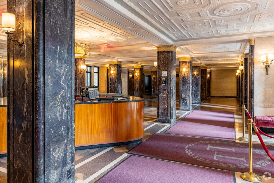 More Photos Of 135 Eastern Pkwy, Brooklyn Apartments For Lease
