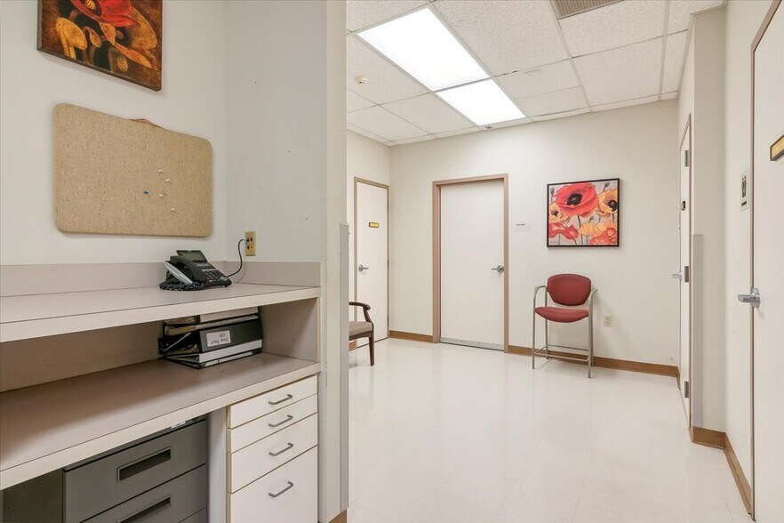 More Photos Of 3445 Regional Dr, Port Arthur Medical For Lease