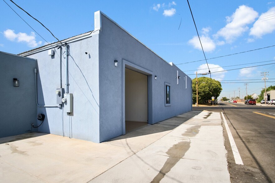 More Photos Of 7490 Lander Ave, Hilmar Office Residential For Sale