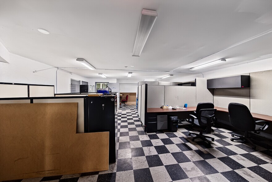 More Photos Of 936-940 NW 1st St, Fort Lauderdale Warehouse For Sale