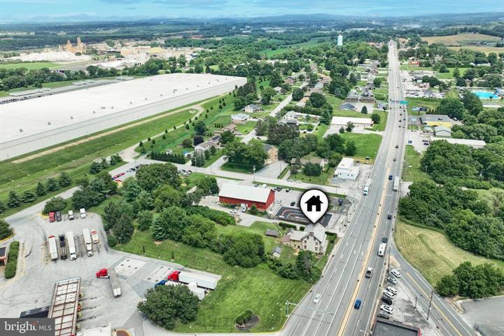 More Photos Of 4415 W Market St, York Specialty For Sale