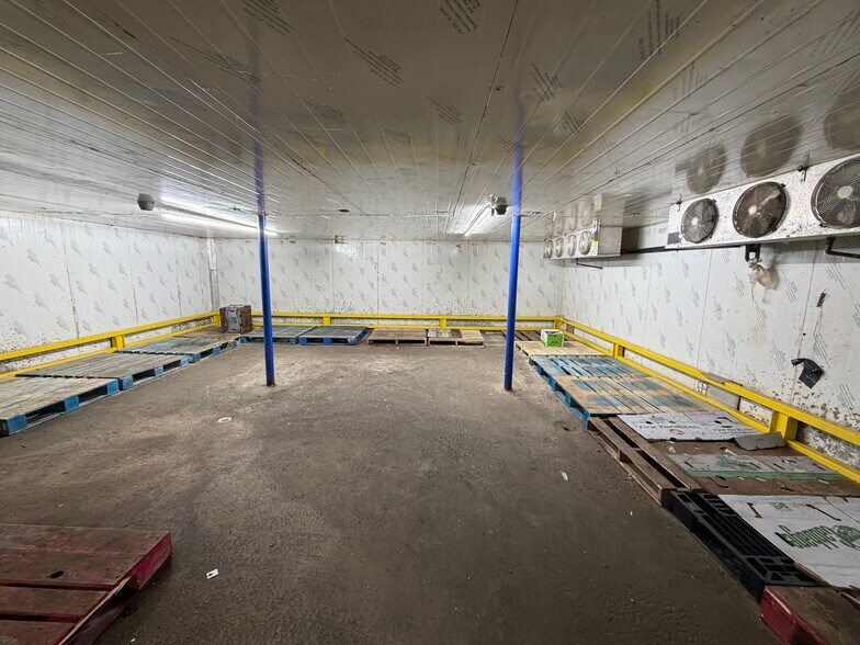 More Photos Of 249-02-249-46 Horace Harding Expy, Little Neck Supermarket For Lease