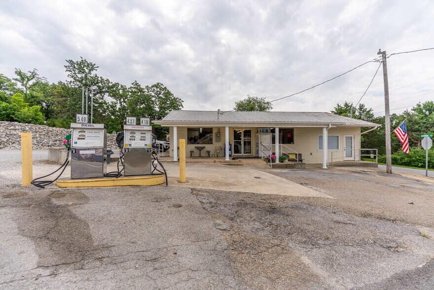 More Photos Of 5412 AR-56, Violet Hill Service Station For Sale