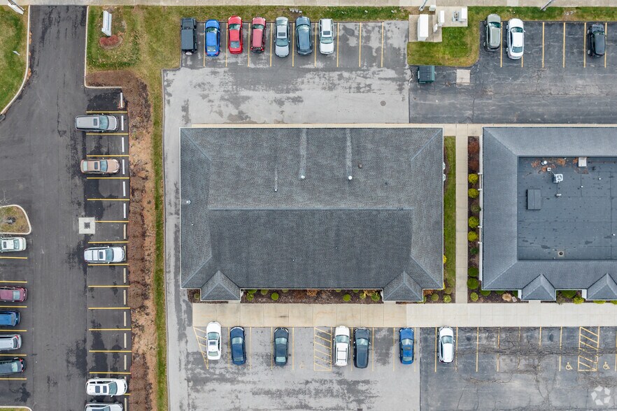 More Photos Of 169 5th St SE, Barberton Office For Sale