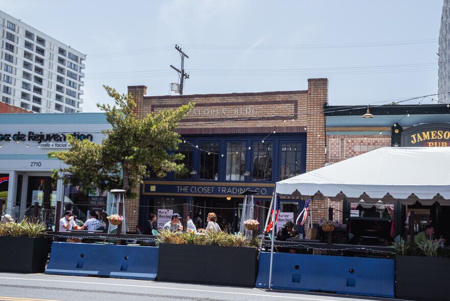 More Photos Of 2708 Main St, Santa Monica Storefront For Lease