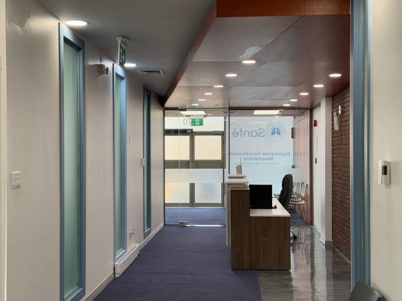 More Photos Of 3858-3870 Notre-Dame, Laval Office For Sale