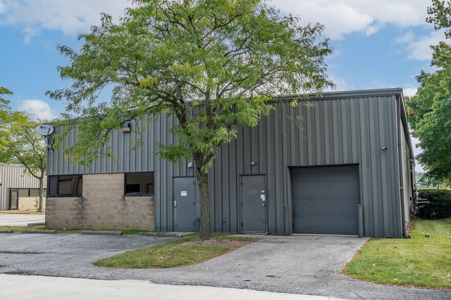 More Photos Of 6355 Old Avery Rd, Dublin Light Distribution For Lease