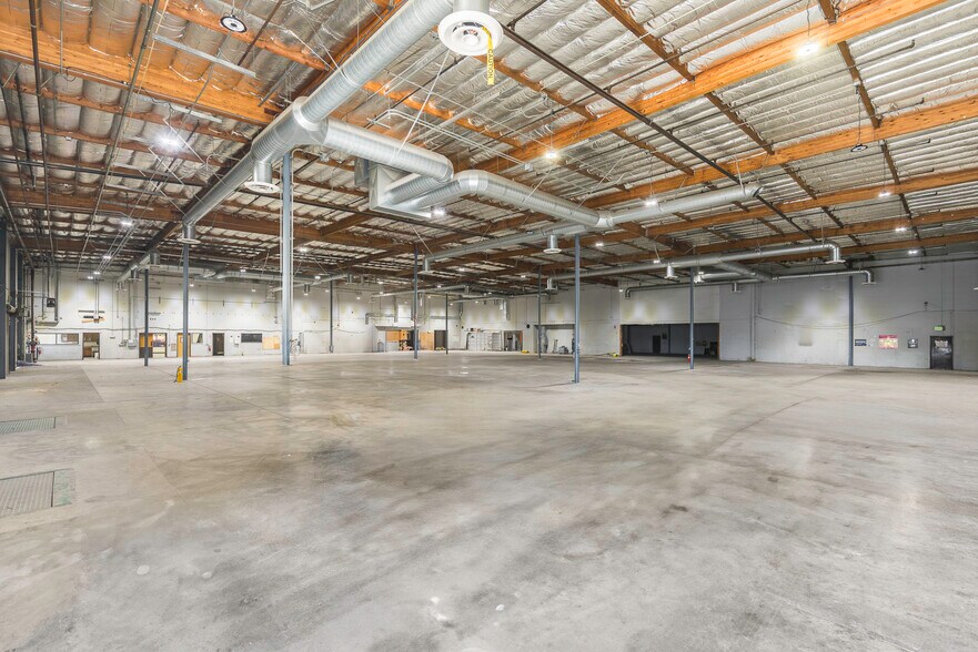 More Photos Of 6955-6979 Sierra Ct, Dublin Light Distribution For Sale