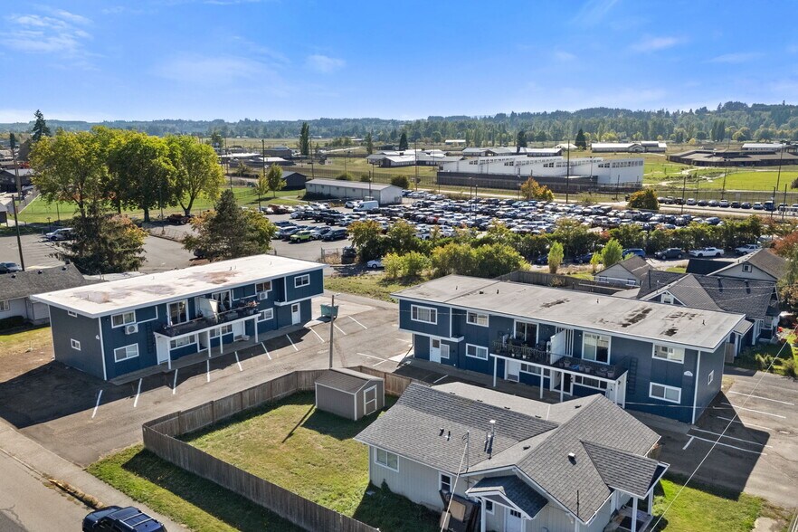 More Photos Of 1149 SW Cascade Ave, Chehalis Apartments For Sale