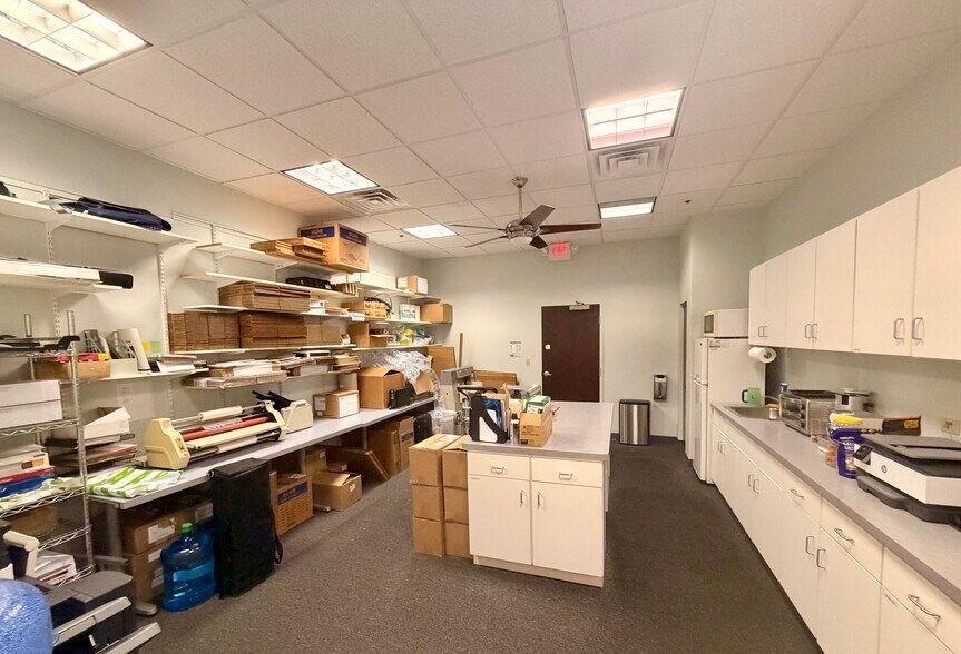 More Photos Of 2640 Patriot Blvd, Glenview Medical For Sale