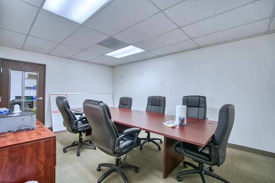More Photos Of 1343-1351 W 121st Ave, Westminster Flex For Lease