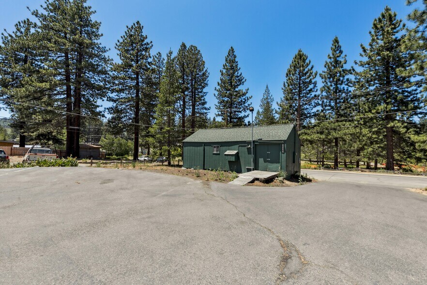 More Photos Of 2205 Lake Tahoe Blvd, South Lake Tahoe Storefront Retail Office For Sale