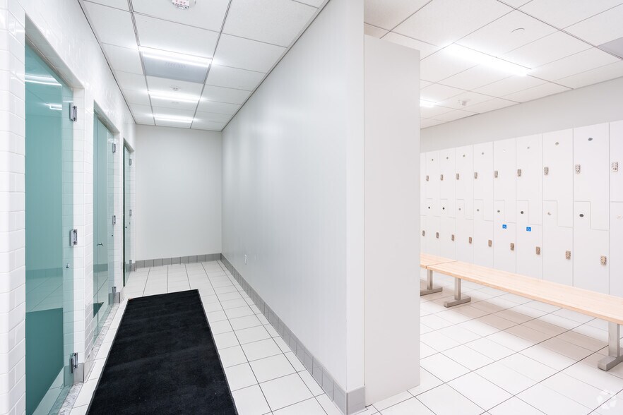 More Photos Of 400 S Hope St, Los Angeles Office For Lease