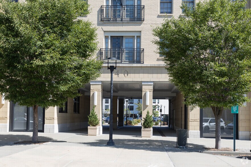 1040 Station Dr, Wyandanch, NY 11798 MultiFamily For Lease