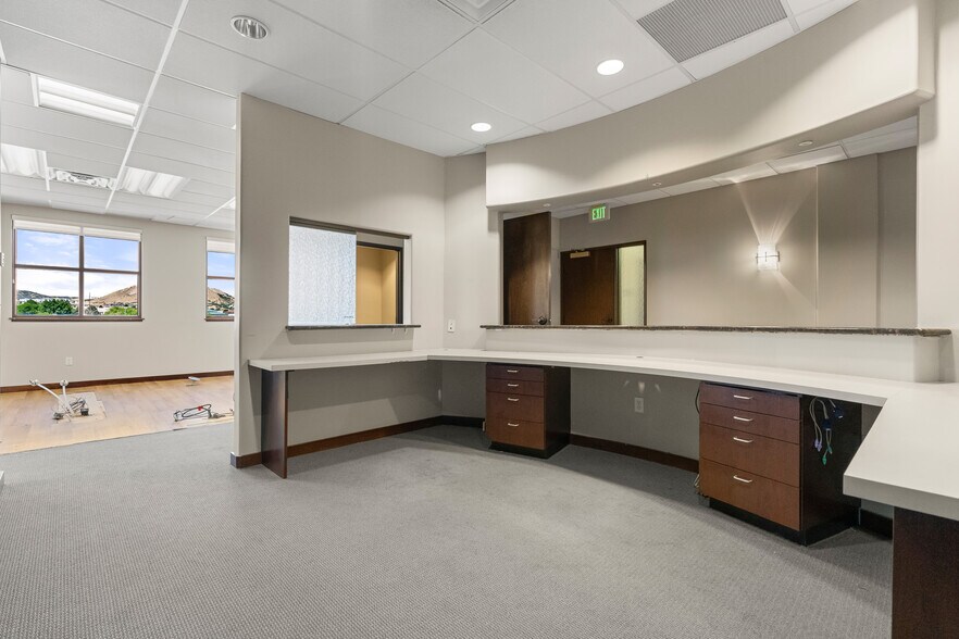 More Photos Of 734 N Wilcox St, Castle Rock Storefront Retail Office For Lease